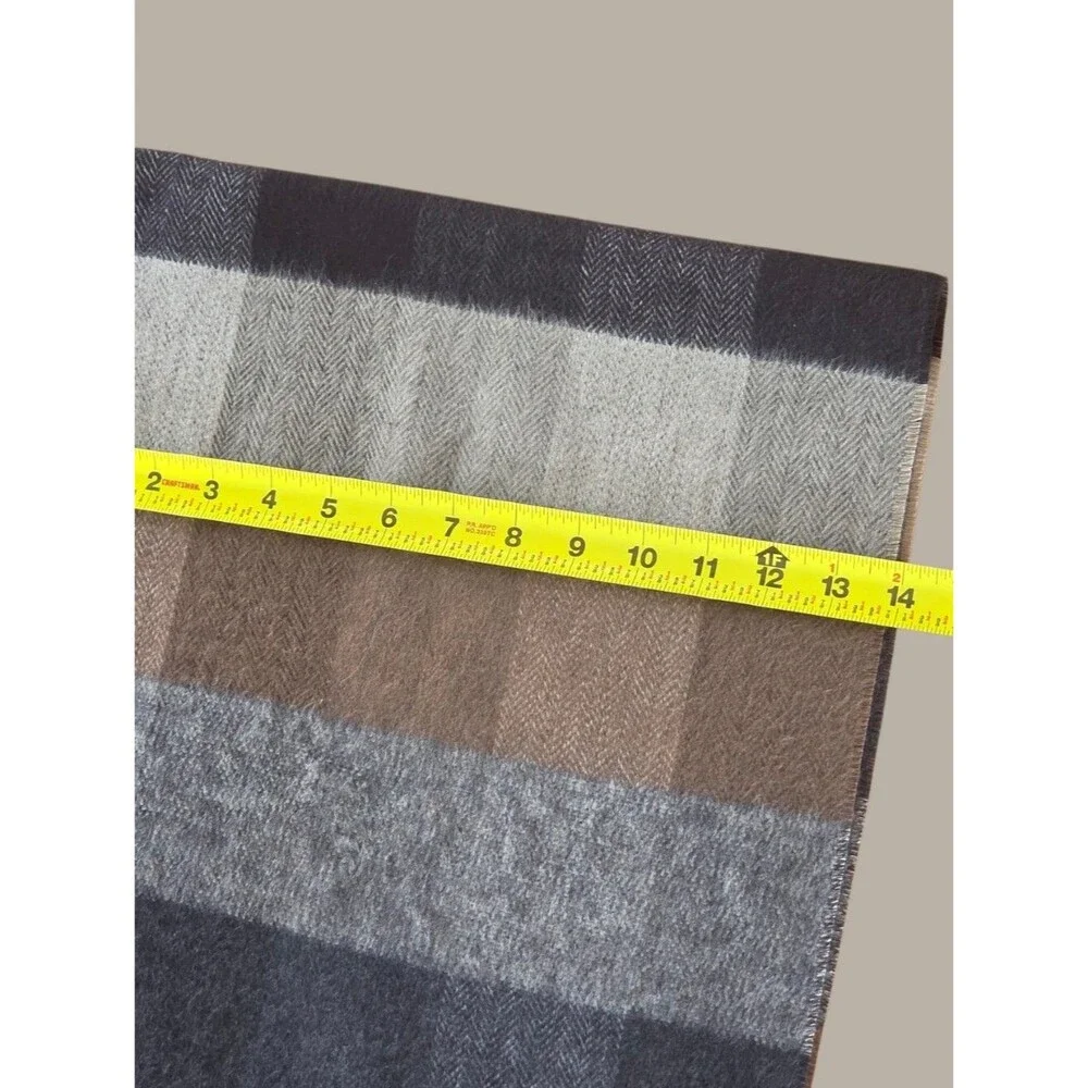 V. FRAAS neutral colored